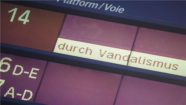 Bahnverkehr Hamburg-Berlin läuft wieder nach Plan Ein Sabotageakt hat den Fernverkehr der Deutschen Bahn zwischen Hamburg und Berlin schwer beeinträchtigt.