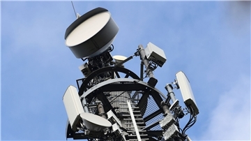 Ein Sendemast für den Mobilfunk-Standard 5G für Telefonie und Internet.