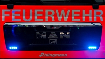 Ein technischer Defekt an einer Lüftungsanlage ist möglicherweise die Ursache für den Brand einer Werkshalle. (Symbolbild)