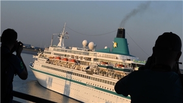 Der Bremerhaven Cruise Port öffnet die Besuchergalerie.