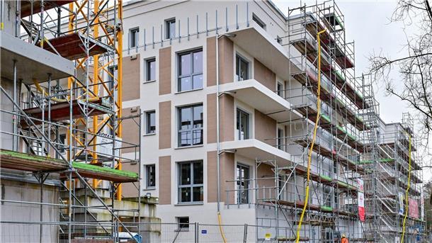 Rekordnachfrage nach Wohnungsbauprämie Eine Baustelle mit neuen Wohnungen in neu gebauten Mehrfamilienhäusern. Der Abruf staatlicher Zuschüsse zu Bausparverträgen hat ein Rekordniveau erreicht.