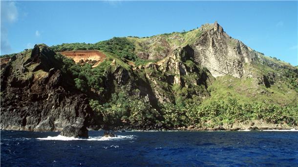 Eine der einsamsten Inseln der Welt ist Pitcairn, mitten im Pazifik. Rund 5000 Kilometer sind es bis Neuseeland, etwa 2000 bis zu den Osterinseln.