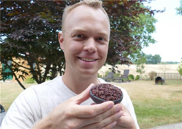 Eine Idee aus Beverstedt: Florian Kirstein möchte aus einem Restprodukt der Landwirtschaft Öle für die Kosmetikindustrie herstellen.