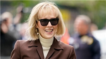 Eine New Yorker Geschworenenjury sieht es als erwiesen an, dass Donald Trump die US-Autorin E. Jean Carroll 1996 sexuell missbrauchte.