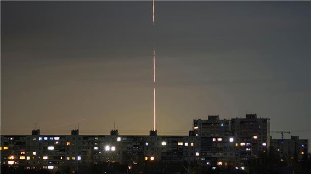 Krieg gegen die Ukraine: So ist die Lage Eine russische Rakete wird in der Region Belgorod abgefeuert.