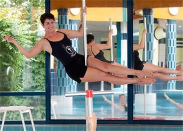 Aqua-Pole-Dance im Bad 2 in Bremerhaven