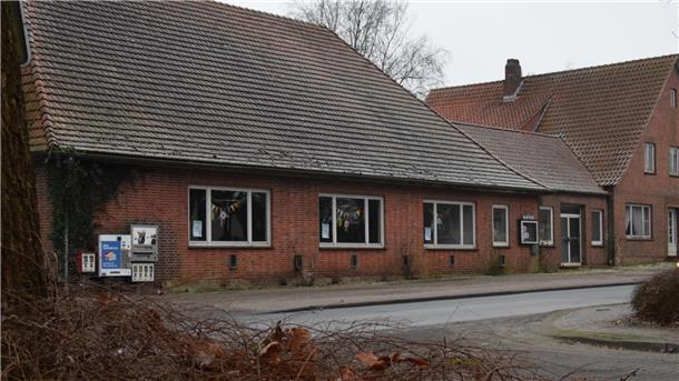 Der ehemalige Dorftreff an der Hauptstraße in Rhade. Er soll abgerissen werden. 