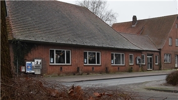 Der ehemalige Dorftreff an der Hauptstraße in Rhade. Er soll abgerissen werden. 