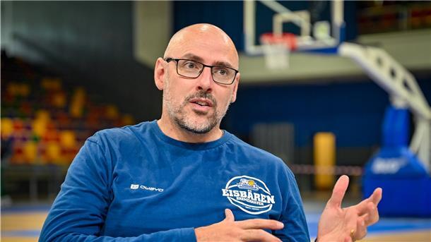 Michael Mai: „Ich habe nichts dagegen, unterschätzt zu werden“ Eisbären-Trainer Michael Mai im Interview.