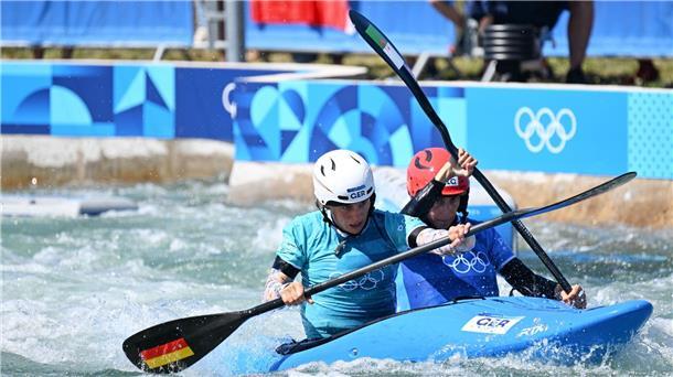 Lilik und Hegge im Finale beim Kajak-Cross Elena Lilik kämpft sich mit viel Durchsetzungsvermögen ins Halbfinale bei der Olympia-Premiere im Kajak-Cross.