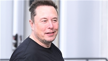 Elon Musk will, dass Apple netter zu seinen Apps ist. (Archivbild)