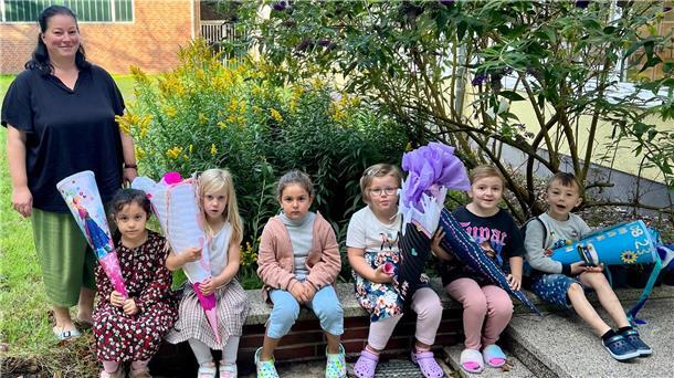 Mit Fotos von allen ersten Klassen: Diese Kinder wurden in Nordenham eingeschult Klassenfoto