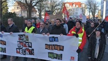 Ende Januar fand in Nordenham eine Demo gegen Rechts statt. Nun beteiligt sich das Bündnis "Nordenham bleibt bunt" mit mehreren Veranstaltungen an der internationalen Woche gegen Rassismus.