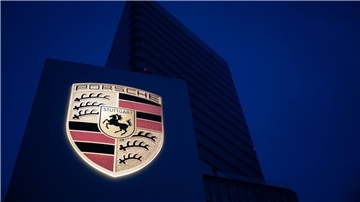 Ende September erst brachte Volkswagen die Tochter Porsche an die Börse. Wenige Monate später spielen die Stuttgarter bereits in der obersten Börsenliga.