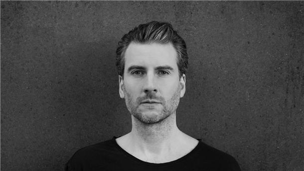 Maximilian Hecker: Balsam für die gebeutelte Winterseele Enigmatisch, charismatisch: Maximilian Hecker.