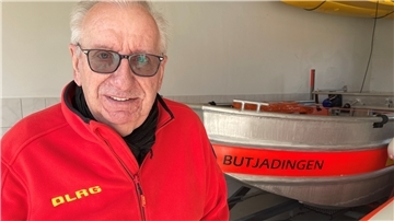 Er sei nie der „Blaulicht-Typ“ gewesen, sagt Reiner Przyklang. Die Geschicke der DLRG-Ortsgruppe zu lenken und dafür zu sorgen, dass die Mannschaft als ein eingeschworenes Team zusammenhält, das war vier Jahrzehnte lang seine Welt.