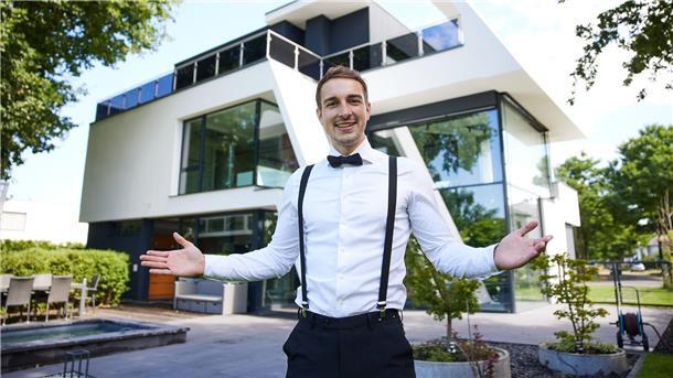 Blick durchs Schlüsselloch: Influencer öffnen fremde Türen Er sieht sich selbst als „Immobilien-Entertainer“, aber bestimmt nicht als Makler: Leon Sandhowe, auf Social Media eher bekannt als „Mr. Unreal Estate“.