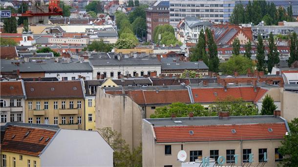 Erklärung zu Mieterhöhung muss Drittmittel auflisten Erhöht ein Vermieter nach einer Modernisierung die Miete, muss er Mietern Drittmittel wie staatliche Förderung für energetische Sanierungen offenlegen.