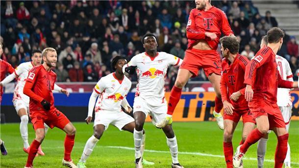 Eric Dier eröffnet den Münchner Torreigen mit seinem Kopfballtor.