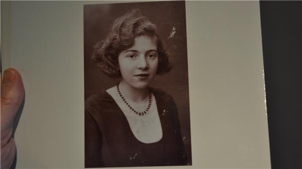 Erna Cohn hat den Holocaust überlebt. Ihr Leben ist Teil der Ausstellung in der Cohn-Scheune.