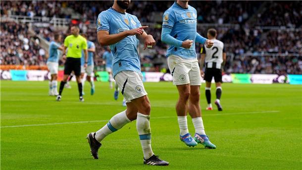 Liverpool nutzt City-Patzer und übernimmt Tabellenspitze Erzielte das 1:0 für Manchester City im Spiel bei Newcastle United: Josko Gvardiol (links).