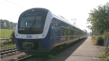 Es gab Probleme auf der Bahnstrecke zwischen Bremerhaven und Bremen. Bei den Fahrgästen waren auch am Dienstag starke Nerven gefragt.