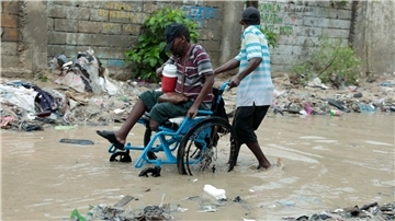 „Es ist dringend notwendig, zu handeln. Das Überleben einer ganzen Nation steht auf dem Spiel“, sagt UN-Menschenrechtsexperte William O’Neill über die Menschenrechtslage in Haiti.