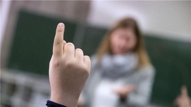 Umfrage: Lehrkräfte beobachten Gewalt an Schulen „Es ist erschütternd, dass so viele Lehrkräfte im Alltag verschiedene Formen von Gewalt erleben müssen“ (Symbolbild).