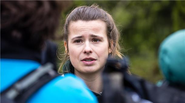 Demo für früheres Kohle-Aus in der Lausitz „Es muss ein gerechter Kohleausstieg eingeleitet werden, damit die Region die Chancen bekommt, die sie verdient“, sagt Klimaaktivistin Luisa Neubauer.