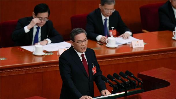 Chinas Wirtschaft soll rund fünf Prozent wachsen „Es wird nicht einfach sein, die diesjährigen Ziele zu erreichen“: der chinesische Ministerpräsident Li Qiang.