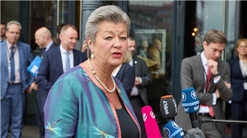 EU-Kommissarin Ylva Johansson beim Ministertreffen der Koalition europäischer Staaten gegen schwere und organisierte Kriminalität in Hamburg.