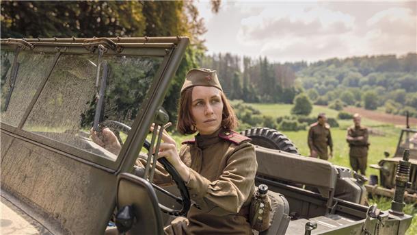 Eugénie Anselin spielt in „Der verlorenen Zug“ die russische Soldatin Vera Novik.