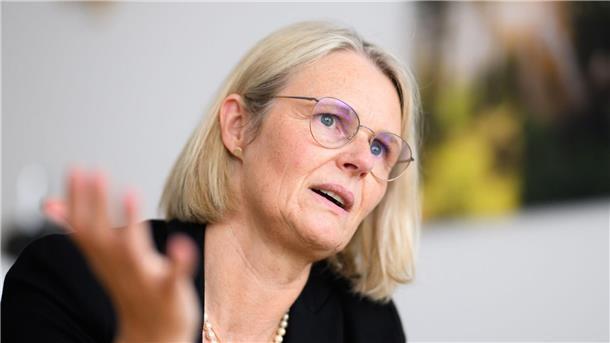 Ex-Bildungsministerin Anja Karliczek (CDU) ist seit Mai Vorsitzende des Tourismusausschusses im Bundestag. (Archivbild)