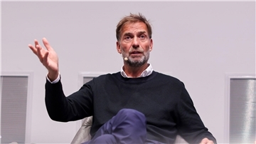 Ex-Coach Jürgen Klopp ist nun auch in Diensten der DFL. (Archivfoto)