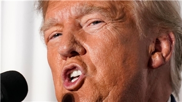 Ex-Präsident Donald Trump muss sich in den USA in gleich mehreren Prozessen vor Gericht verantworten.