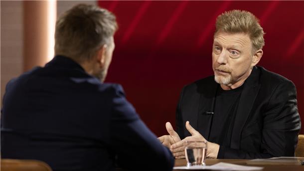 Ex-Tennisstar Boris Becker beantwortet die Fragen von Moderator Steven Gätjen.