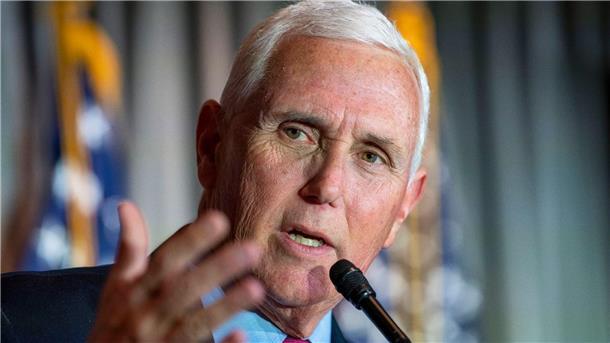 Pence startet Wahlkampf mit verbalem Angriff auf Trump Ex-Vizepräsident Mike Pence bei einem Event in Washington. Der ehemalige Trump-Partner will 2024 selbst für das höchste Amt in den USA kandidieren.
