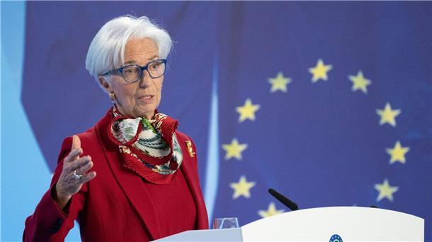 Lagarde will die Inflation entschlossen bekämpfen EZB-Präsidentin Christine Lagarde will weiter gegen die hohe Inflation ankämpfen.