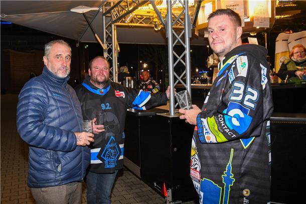 Fans aus Nord und Süd sind voller Vorfreude auf das DEL-Duell der Fischtown Ping...