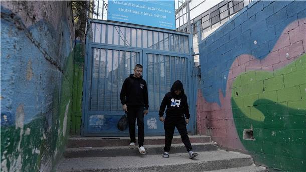 Neues System für Verteilung von Hilfsgütern in Gaza geplant Fast 800 Jungen und Mädchen sind von den Schulschließungen betroffen. (Archivbild)