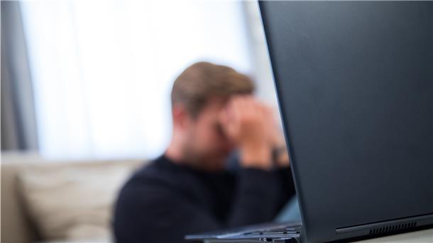 Fast zwei Millionen Kinder und Jugendliche in Deutschland werden im Internet gemobbt. Schulpsychologen aus der Region berichten von ihren Erfahrungen und erklären, was Betroffene tun sollten.