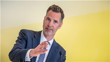 FDP-Fraktionschef Christian Dürr setzt sich für die Bürokratieentlastung der Wirtschaft ein.