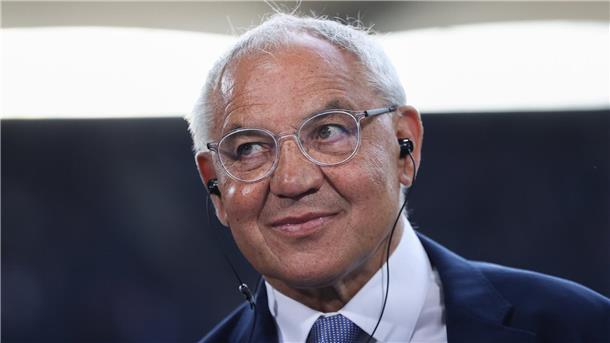 Felix Magath ist 70 Jahre alt. Er traut sich immer noch zu, einen Verein erfolgreich zu trainieren.