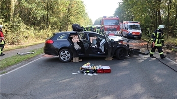 Feuerwehrleute stecken Einsätze an Unfallorten nicht leicht weg.