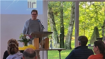 Florian Kroisandt erinnerte beim Fachtag an die Anfänge der „Offensive gegen Gewalt Schule“ (OGGS). Skeptiker befürchteten vor 20 Jahren, dass es gar nicht genug Familien geben würde, die Unterstützung bräuchten. Doch das war nicht der Fall.