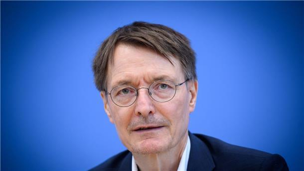 Folgt Gesundheitsminister Karl Lauterbach der Einladung nach Rimini?