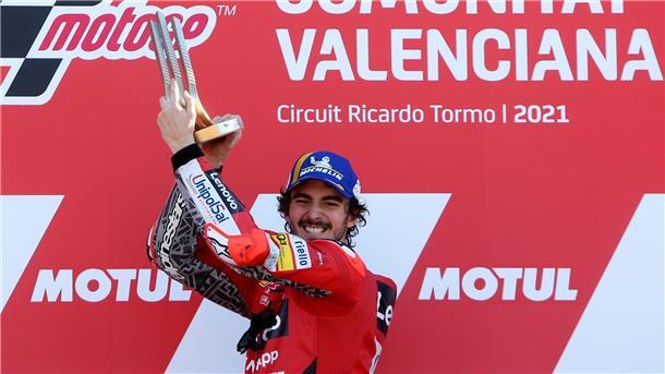 Nach heftigen Unwettern: Saisonfinale nicht in Valencia Francesco Bagnaia kämpft um den Titel in der MotoGP-Serie.