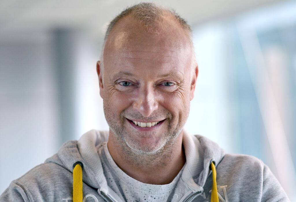 Frank Buschmann stellt sich neu auf.