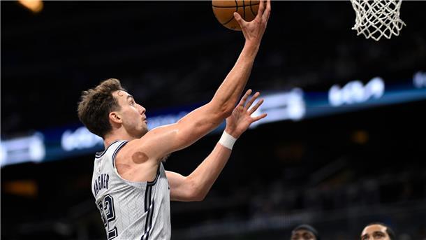Franz Wagner und die Magic spielen bald in Berlin.