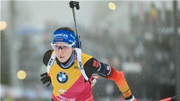 Franziska Preuß kann erstmals den Gesamtweltcup gewinnen.